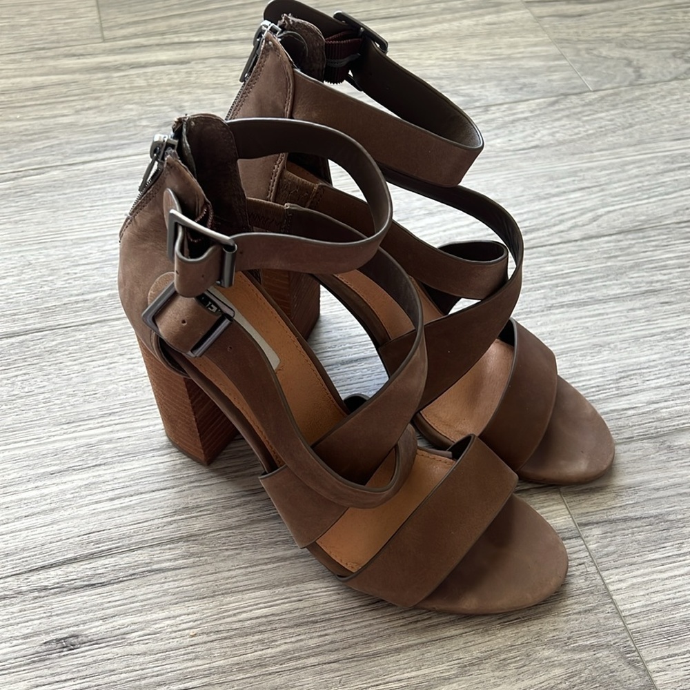 Steve Madden Sundance Stacked-Heel Dress Sandal Size 8.5 - Picture 5 of 8